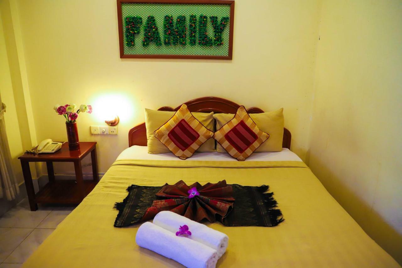 Fancy Guesthouse Phnom Penh Exterior foto